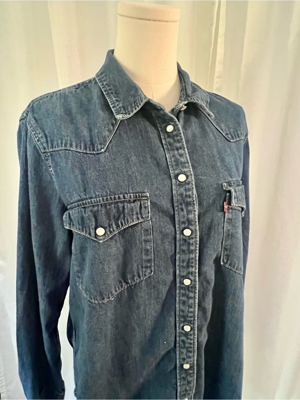 Women’s Levi Denim Western Shirt with Pearl Button snaps